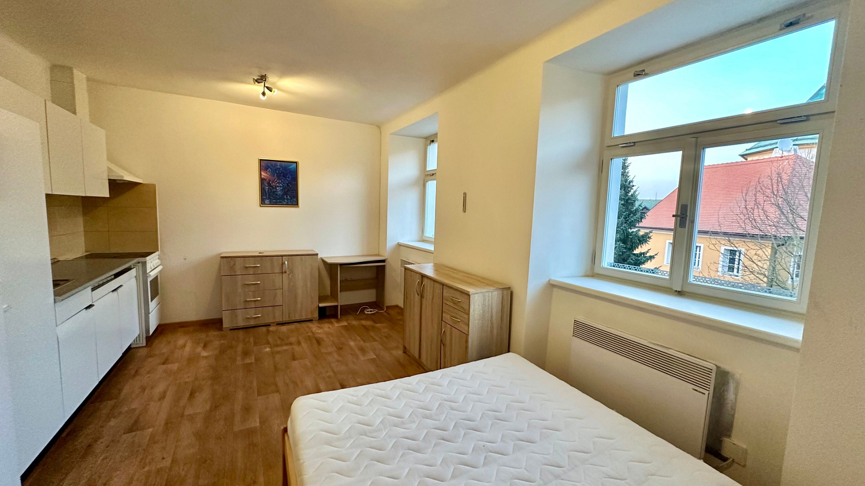 Pronájem bytu 1+kk 25 m² – fotografie 2