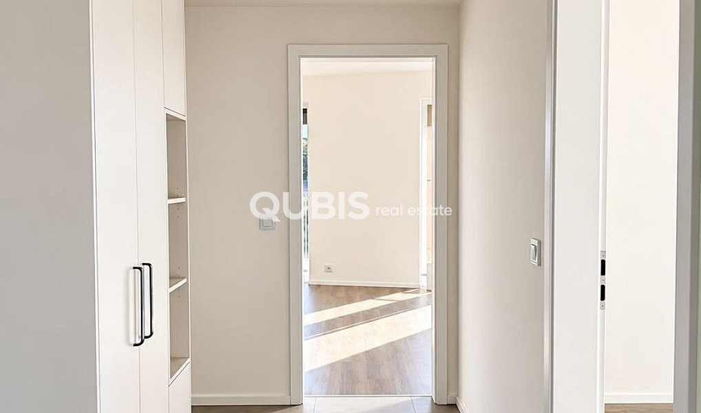 Pronájem bytu 2+kk 147 m², Praha – náhled fotky 6