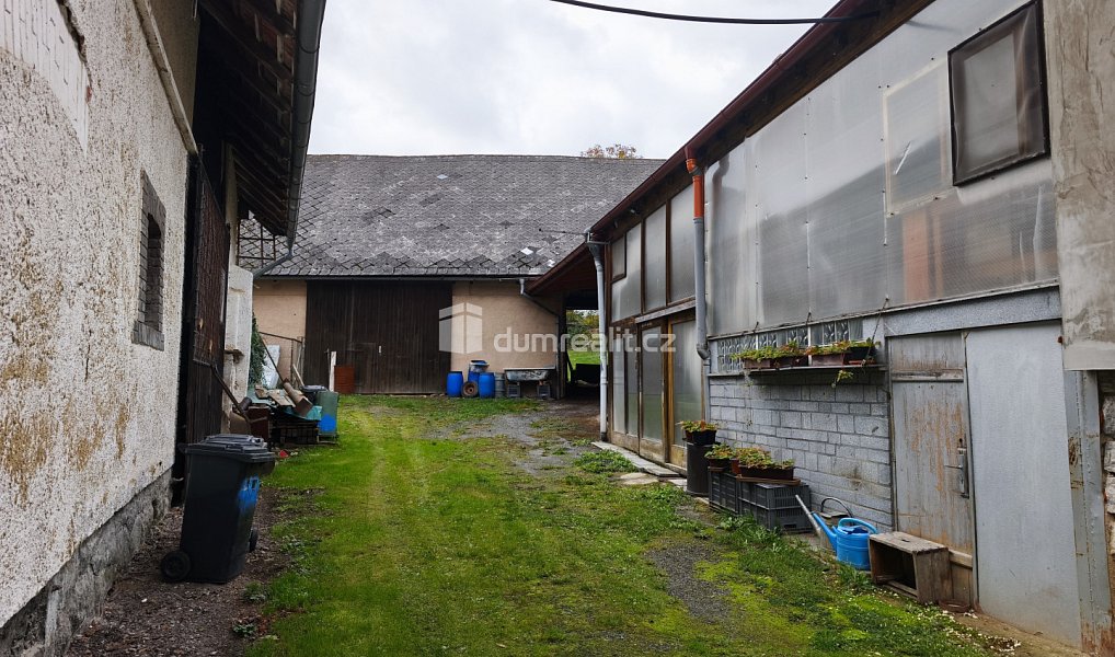 Prodej zemědělského objektu 1 371 m², Plánice – náhled fotky 3