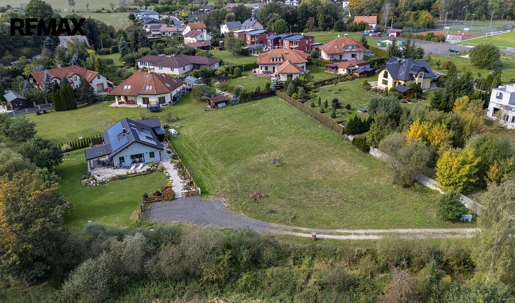 Prodej stavebního pozemku 2 227 m², Sadov – náhled fotky 36