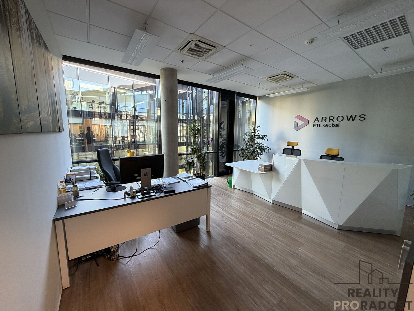Pronájem kanceláře 30 m² – fotografie 3