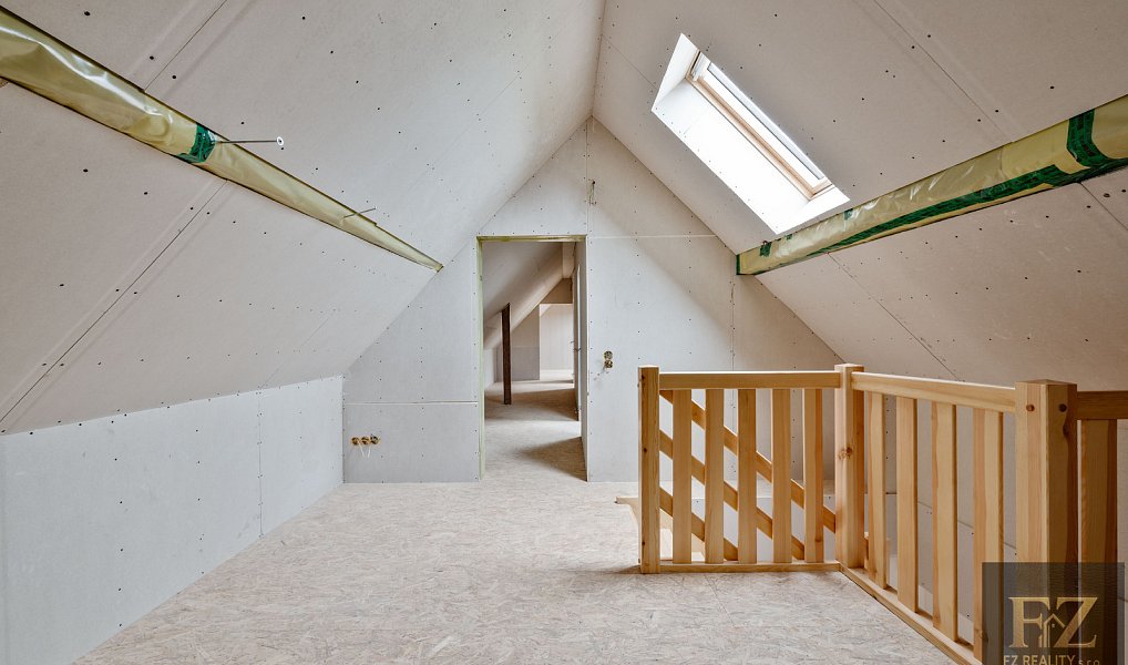 Prodej domu 220 m² s pozemkem 1 555 m², Řepeč – náhled fotky 21
