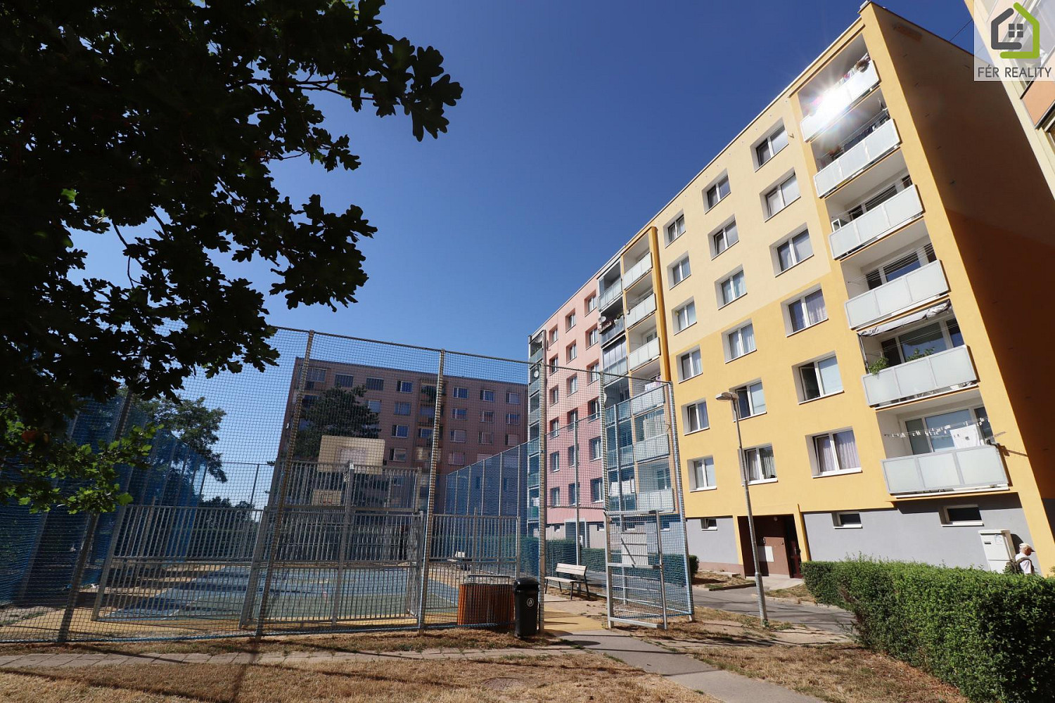 Prodej bytu 2+1 64 m² – fotografie 2