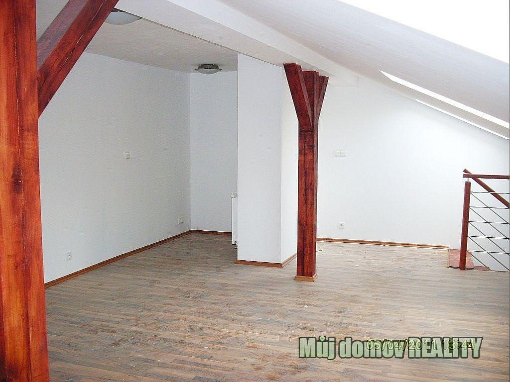 Pronájem bytu 2+kk 45 m² — photo 4