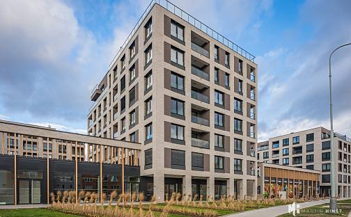 Pronájem bytu 3+kk 83 m², Počernická, Praha 10 - Strašnice