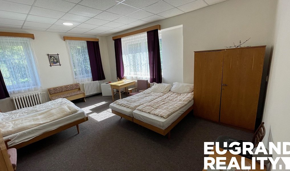 Prodej ubytovacího objektu 350 m², Jiřetín pod Jedlovou – náhled fotky 17