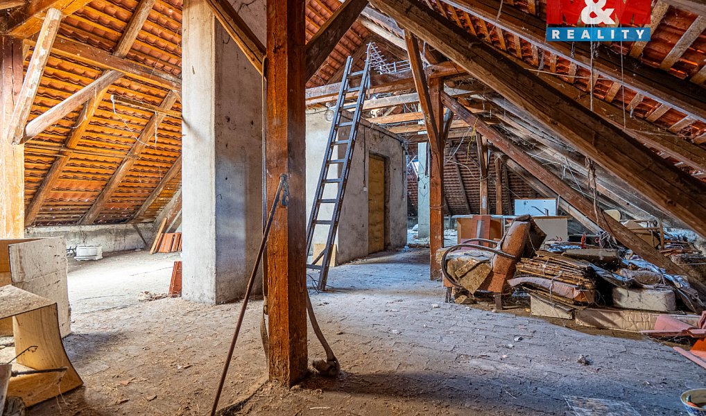 Prodej nájemního domu, činžáku 280 m², Dymokury – náhled fotky 24