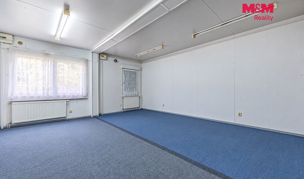 Prodej obchodních prostor 290 m², Bernartice – náhled fotky 7
