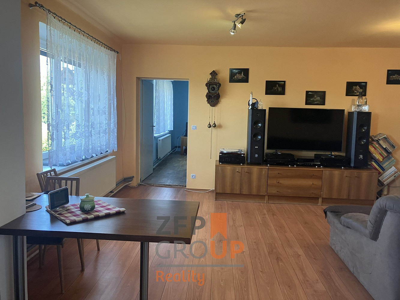 Prodej domu 192 m² s pozemkem 1 051 m² – fotografie 4