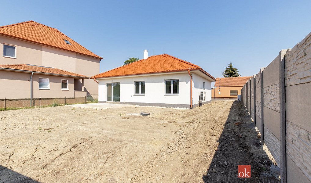 Prodej domu 100 m² s pozemkem 699 m², Miroslav – náhled fotky 21