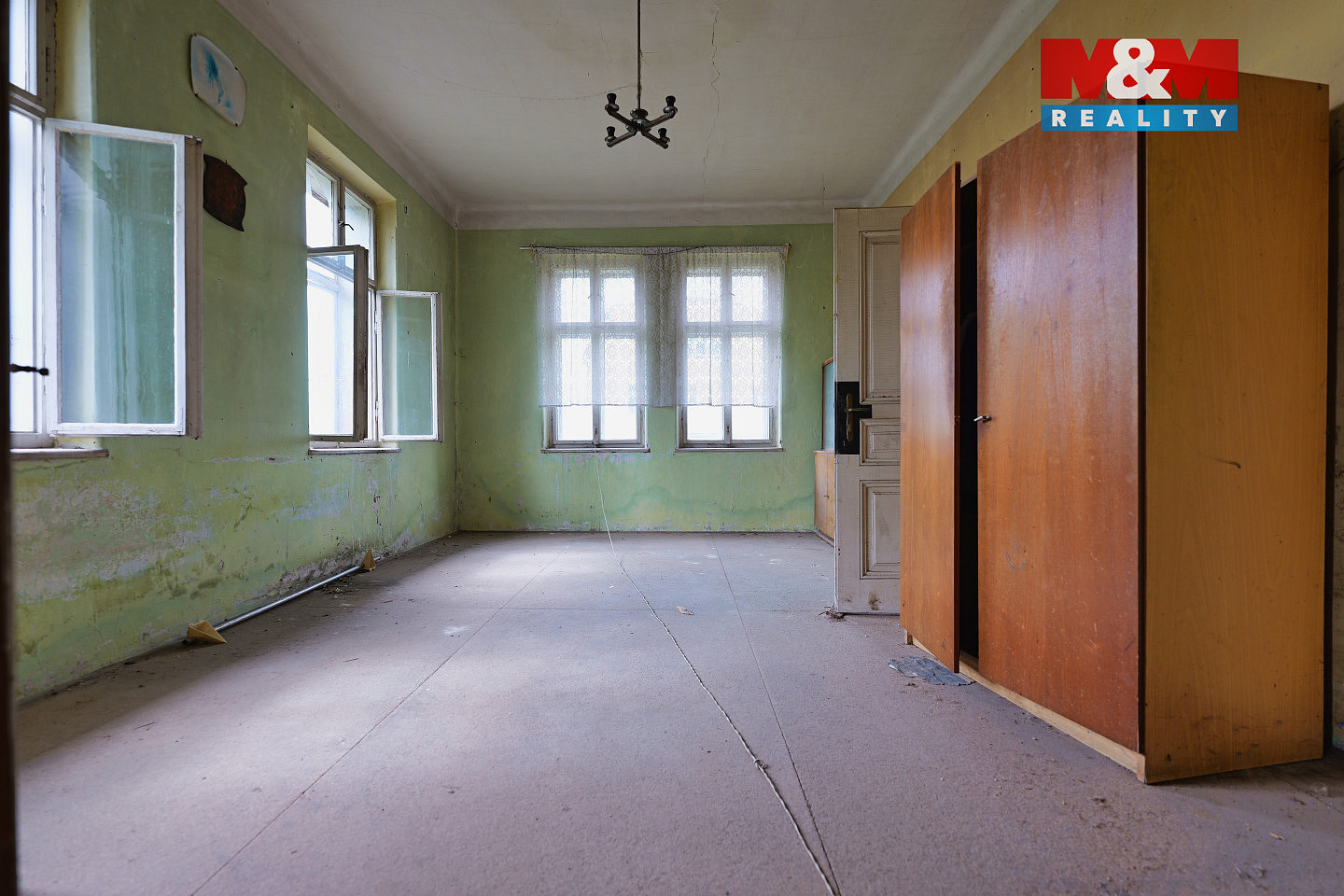 Prodej domu 260 m² s pozemkem 889 m² — photo 3
