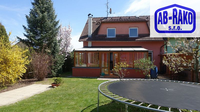 Prodej domu 215 m² s pozemkem 563 m² – fotografie 4