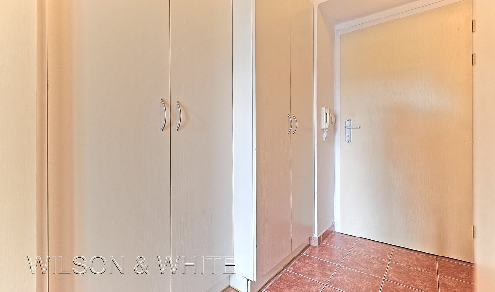 Pronájem bytu 1+kk 26 m², Praha – náhled fotky 4