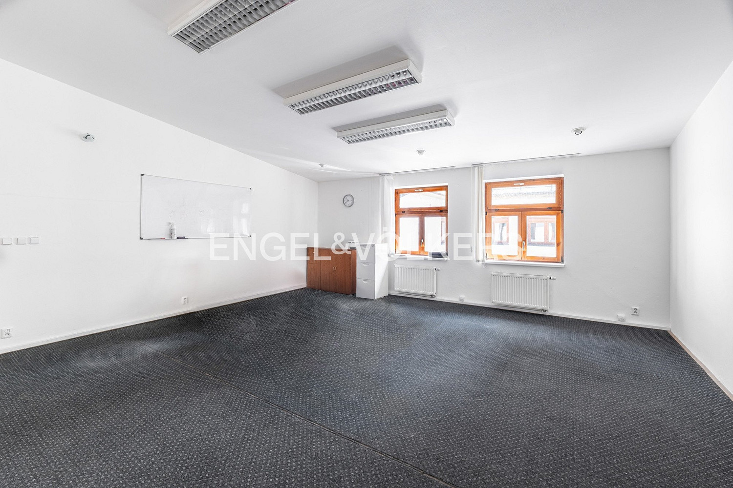 Pronájem kanceláře 123 m²