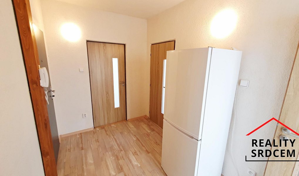 Pronájem bytu 2+1 43 m², Karolinka – náhled fotky 9