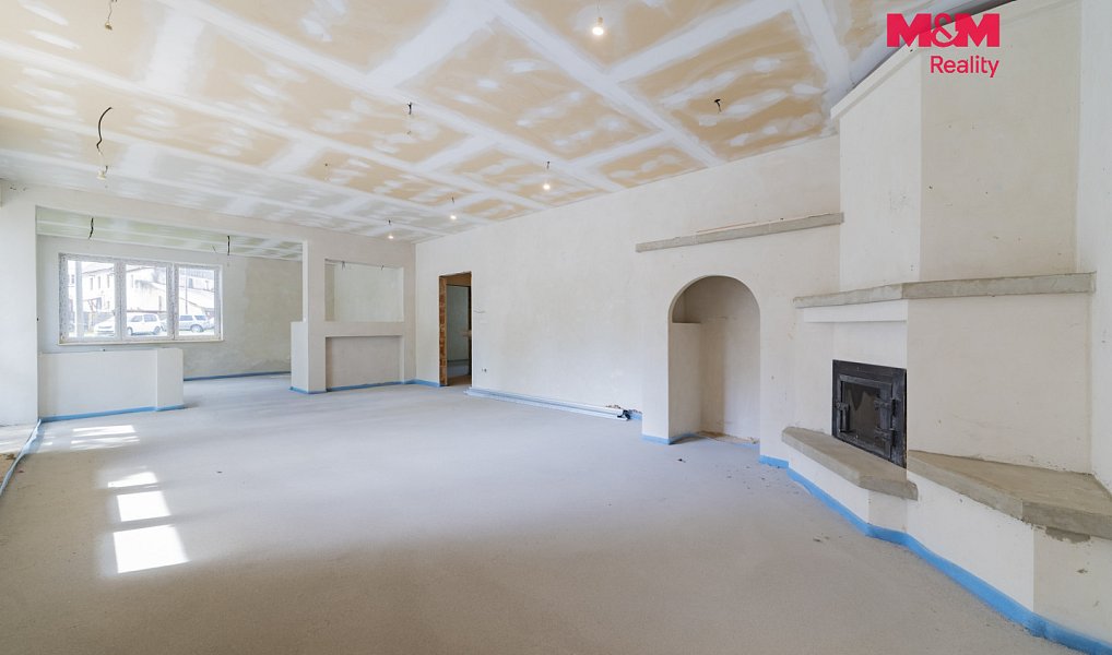 Prodej domu 160 m² s pozemkem 1 013 m², Mnichov – náhled fotky 4