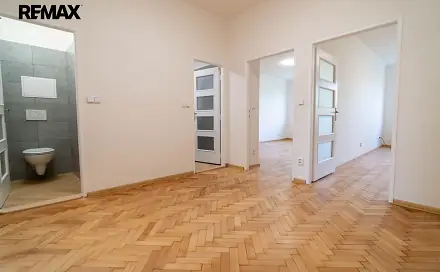 Pronájem bytu 2+1 76 m², Rybalkova, Praha 10 - Vršovice