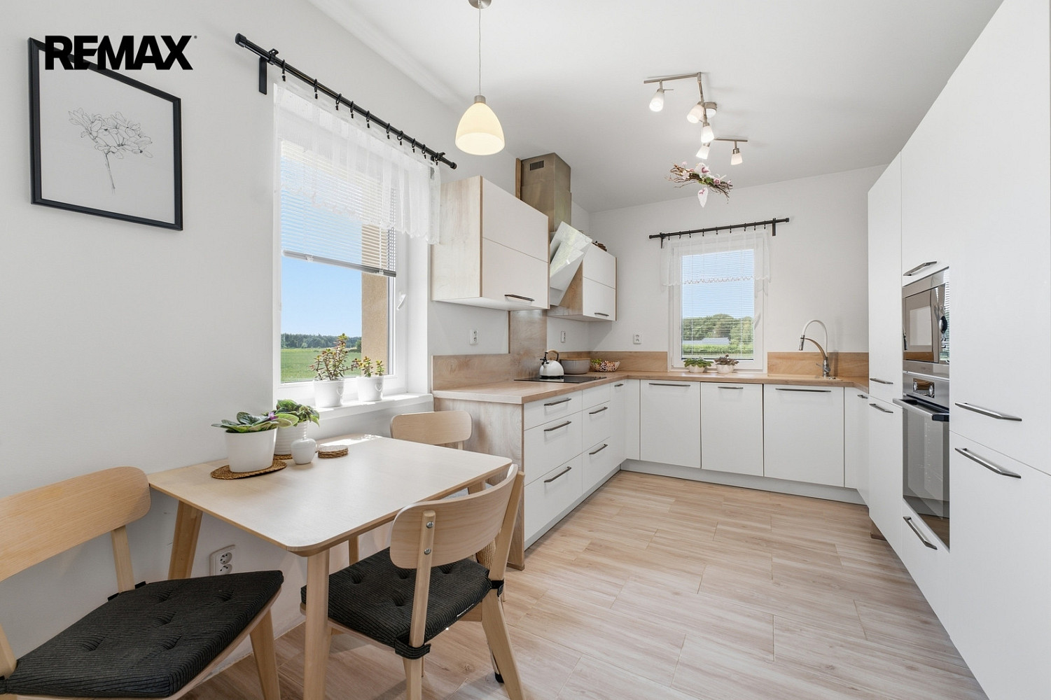 Prodej domu 107 m² s pozemkem 1 233 m² — photo 3