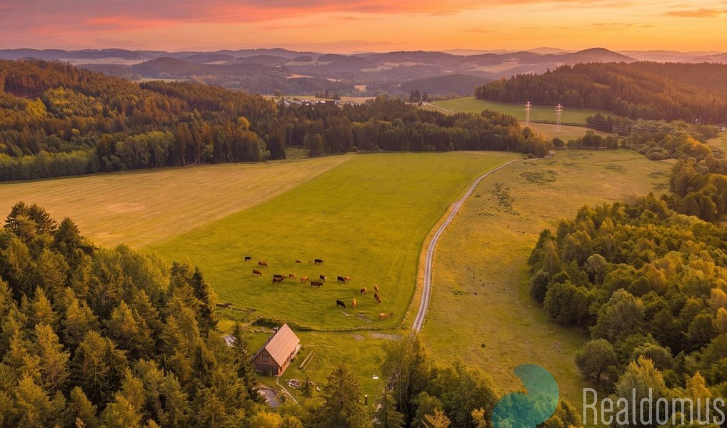Prodej stavebního pozemku 1 445 m², Vyšší Brod – náhled fotky 3
