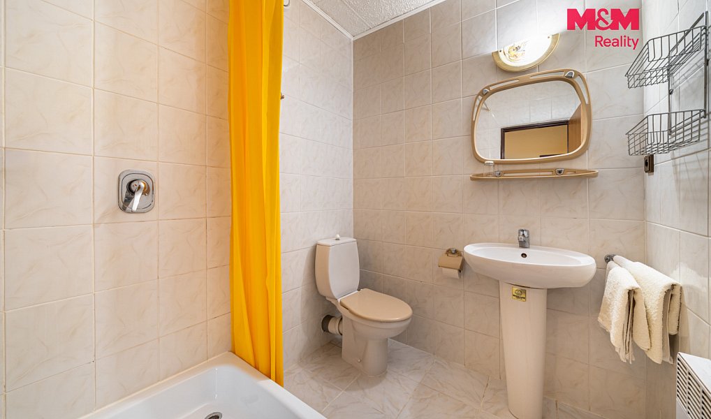 Prodej ubytovacího objektu 700 m², Abertamy – náhled fotky 7
