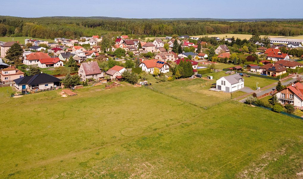 Prodej domu 237 m² s pozemkem 1 323 m², Horní Jelení – náhled fotky 28