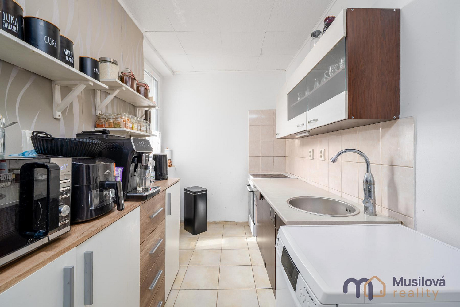 Prodej domu 210 m² s pozemkem 322 m² – fotografie 3
