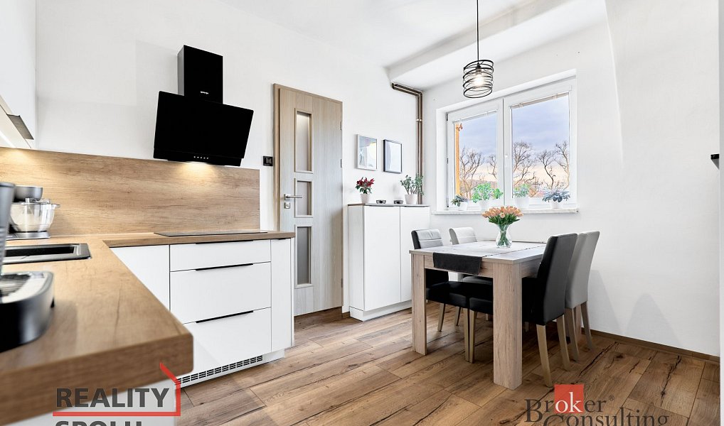 Prodej bytu 2+1 62 m², Dalovice – náhled fotky 13