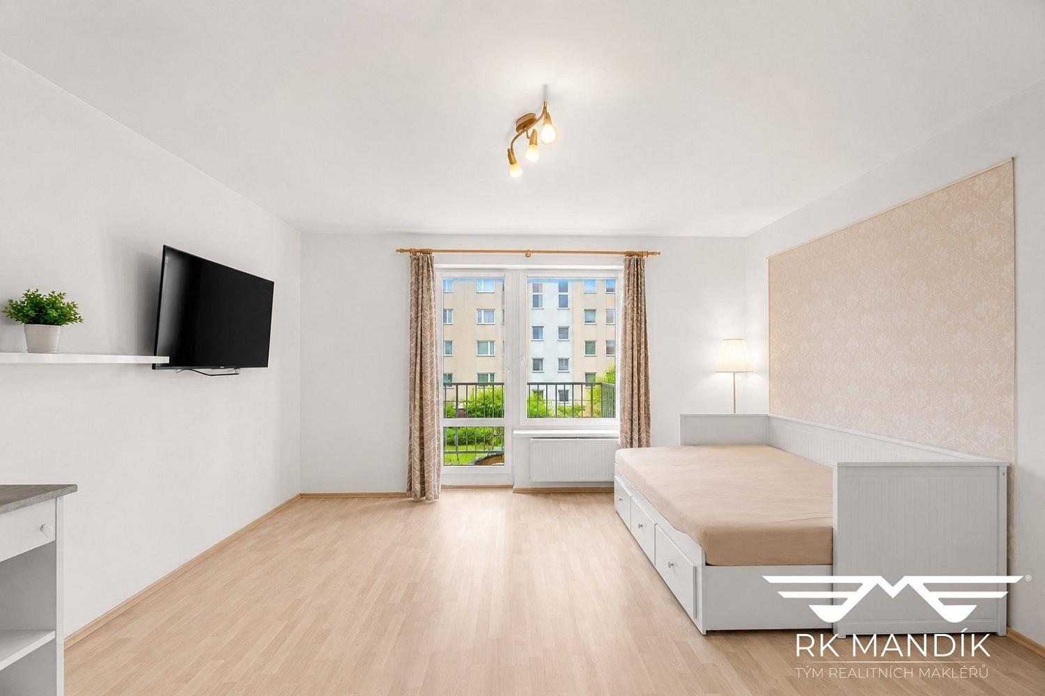Pronájem bytu 1+kk 33 m², Praha