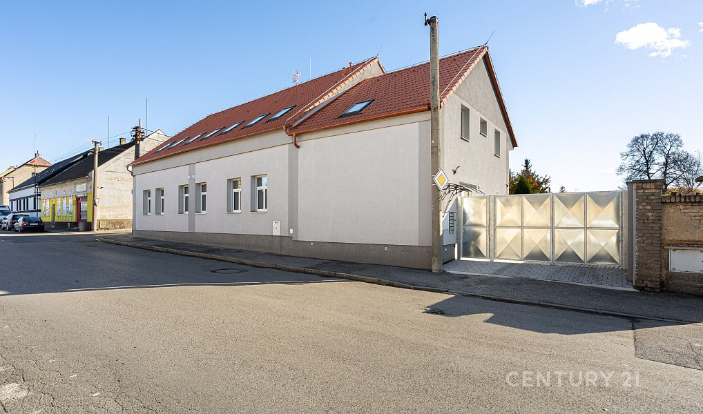 Prodej bytu 4+kk 100 m², Kladno – náhled fotky 8