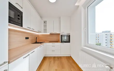 Prodej bytu 3+1 67 m², Minská, Tábor