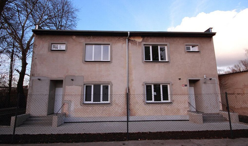 Prodej ubytovacího objektu 417 m², Neratovice – náhled fotky 2