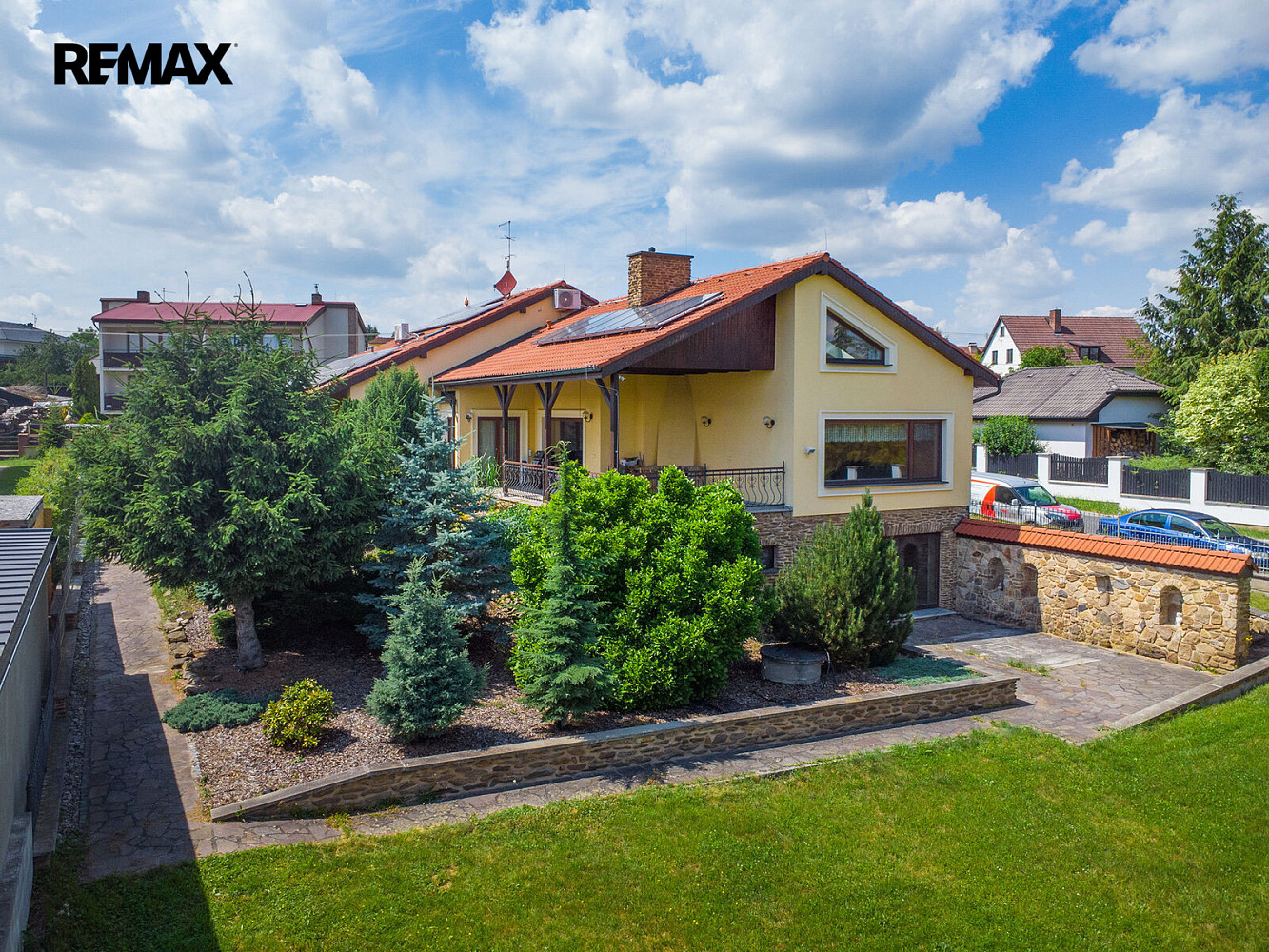Prodej domu 570 m² s pozemkem 1 464 m²