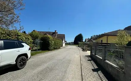 Prodej stavebního pozemku 906 m², Srubec, okres České Budějovice