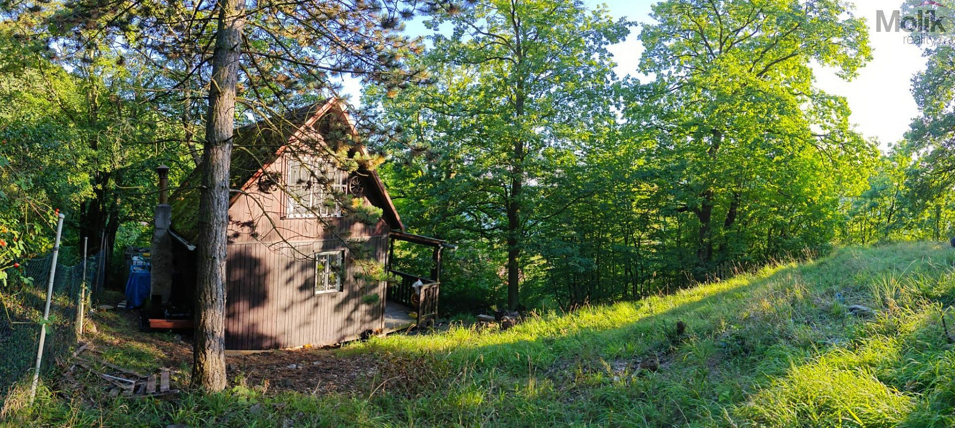 Prodej chaty/chalupy 35 m² s pozemkem 586 m²