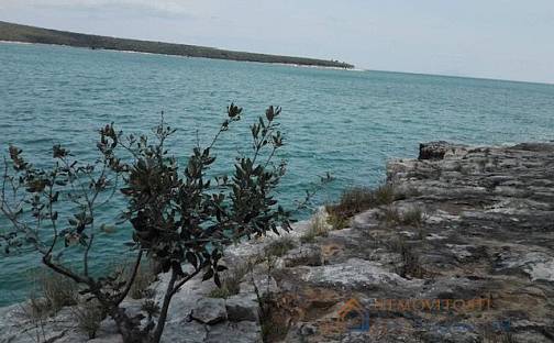 Prodej stavebního pozemku 7 000 m², Marčana, Chorvatsko