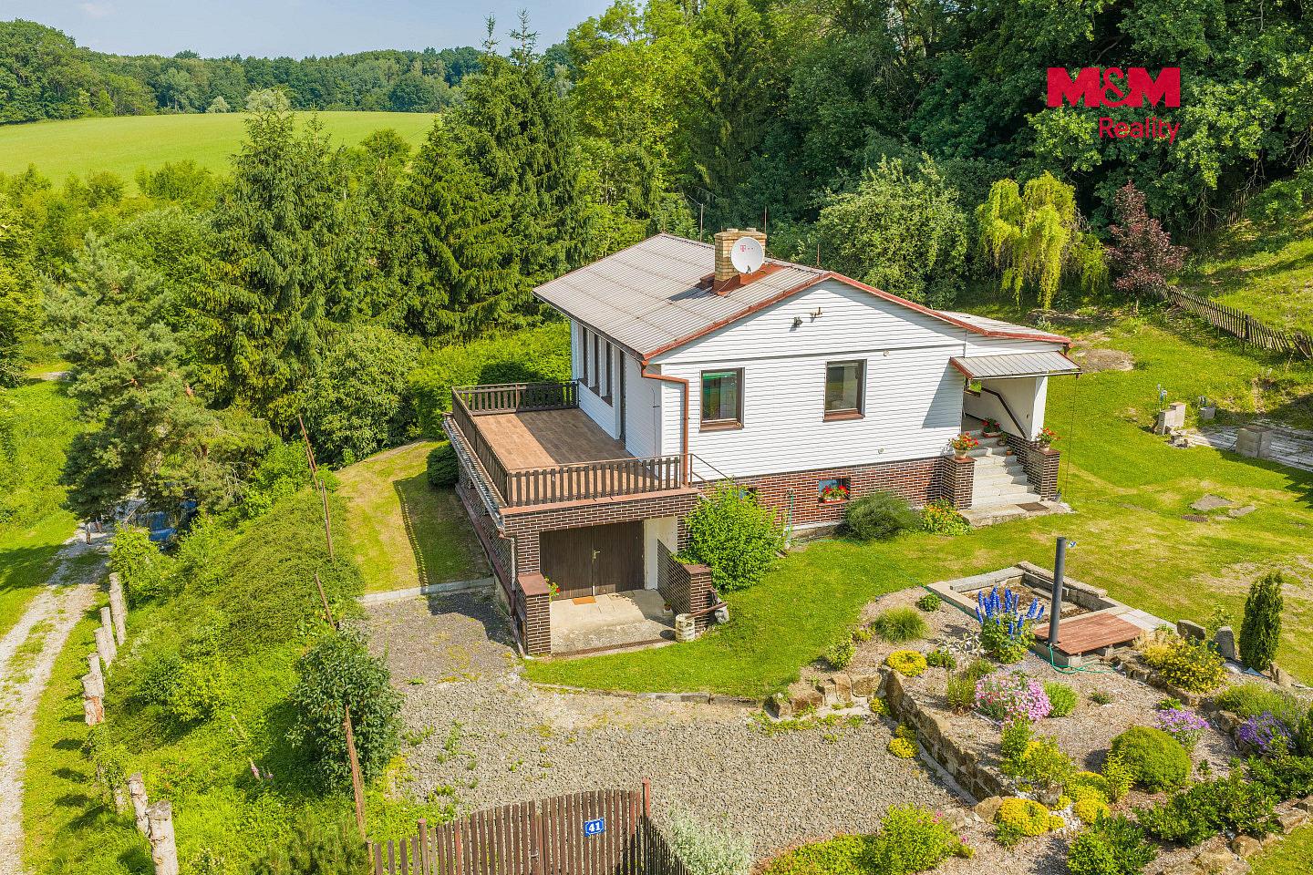 Prodej domu 152 m² s pozemkem 1 192 m² — photo 2