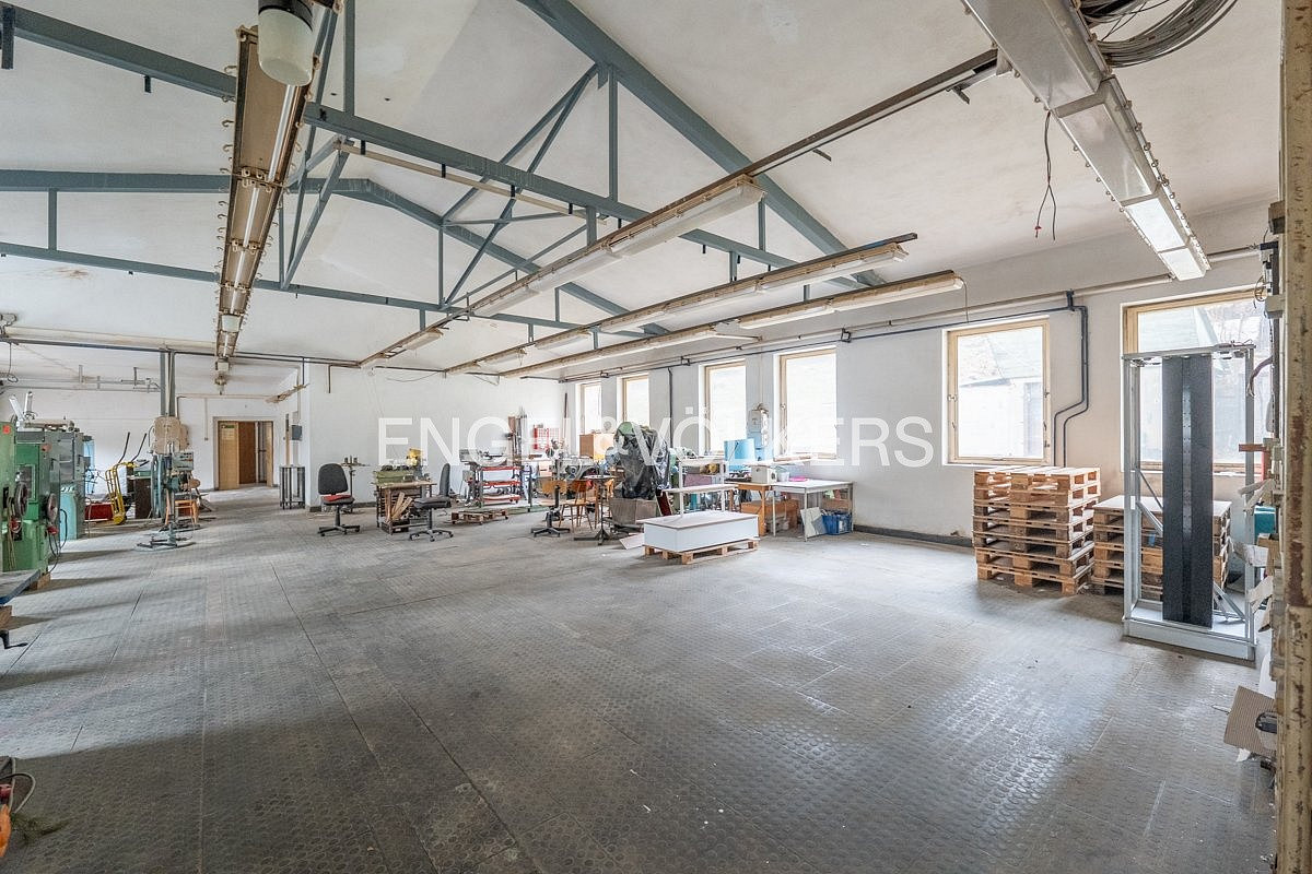Pronájem výrobních prostor 380 m² – fotografie 4