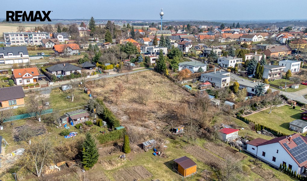 Prodej stavebního pozemku 2 747 m², Týnec nad Labem – náhled fotky 7