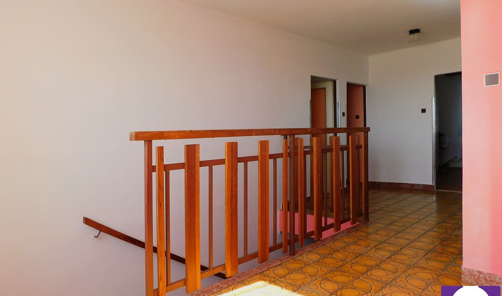 Prodej domu 200 m² s pozemkem 802 m², Klatovy – náhled fotky 15