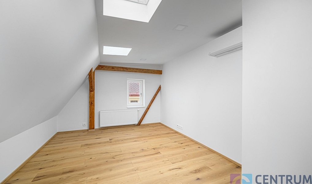 Pronájem bytu 3+kk 87 m², Jablonec nad Nisou – náhled fotky 7
