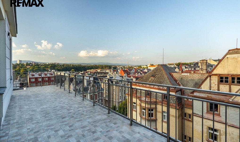 Prodej bytu 6+kk 537 m², Karlovy Vary – náhled fotky 15