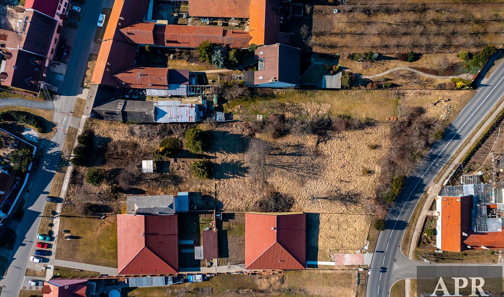 Prodej stavebního pozemku 3 961 m², Hluk – náhled fotky 5