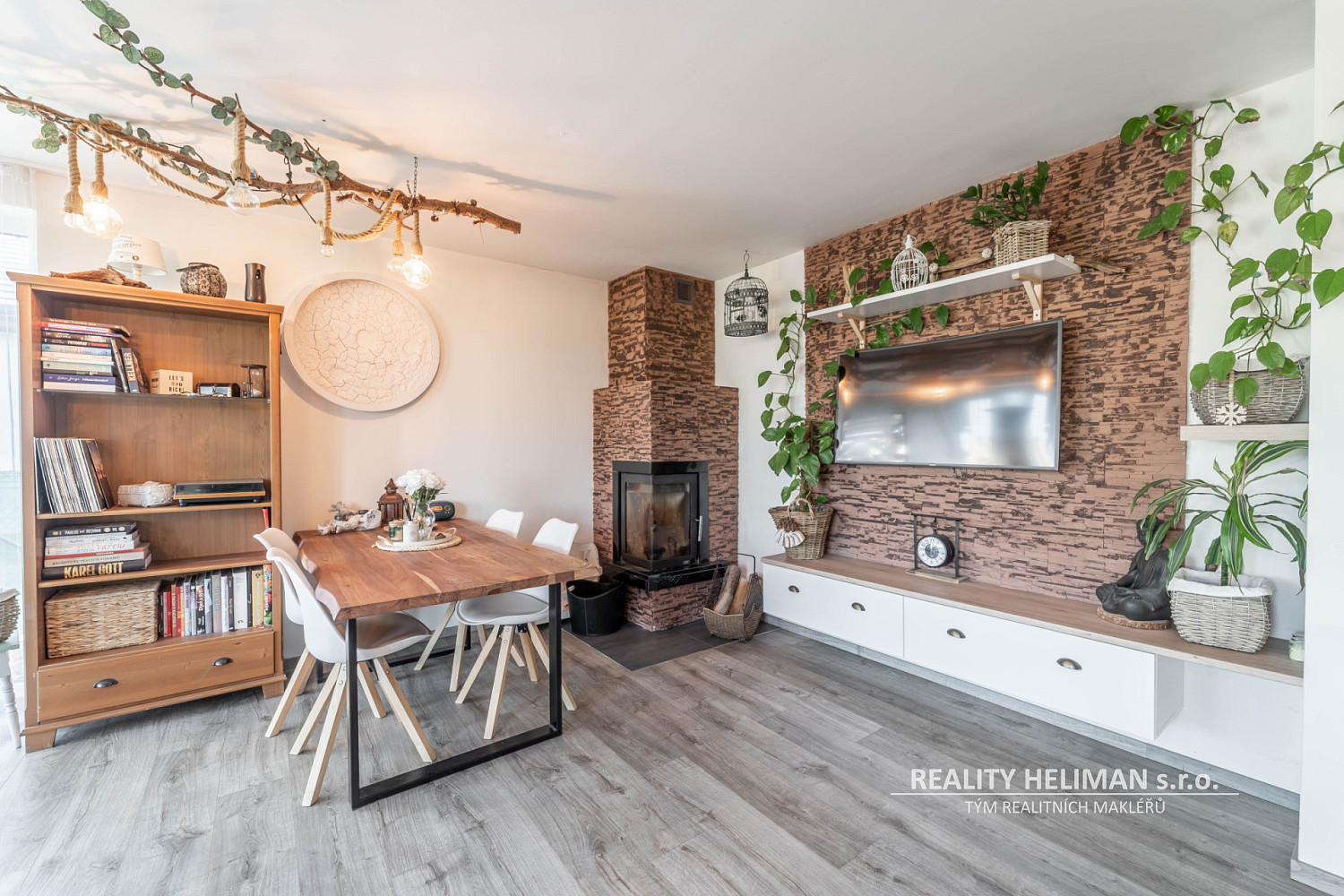 Prodej domu 130 m² s pozemkem 749 m² — photo 3