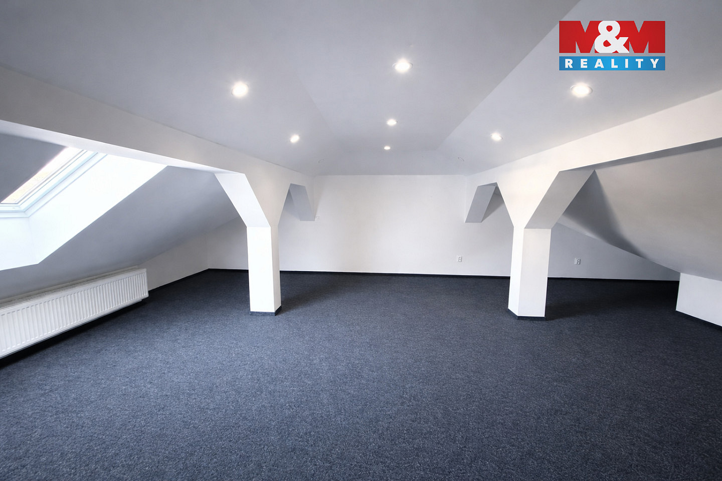 Pronájem bytu 3+1 143 m² — photo 3