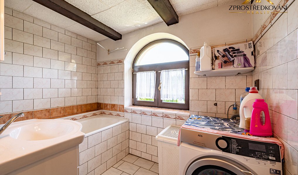 Prodej domu 258 m² s pozemkem 2 807 m², Teplá – náhled fotky 32