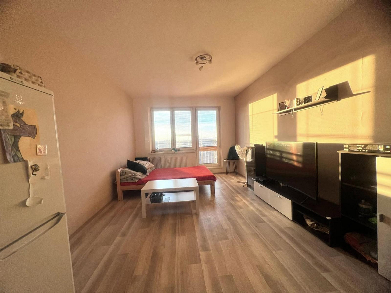 Prodej bytu 1+kk 28 m² — photo 2