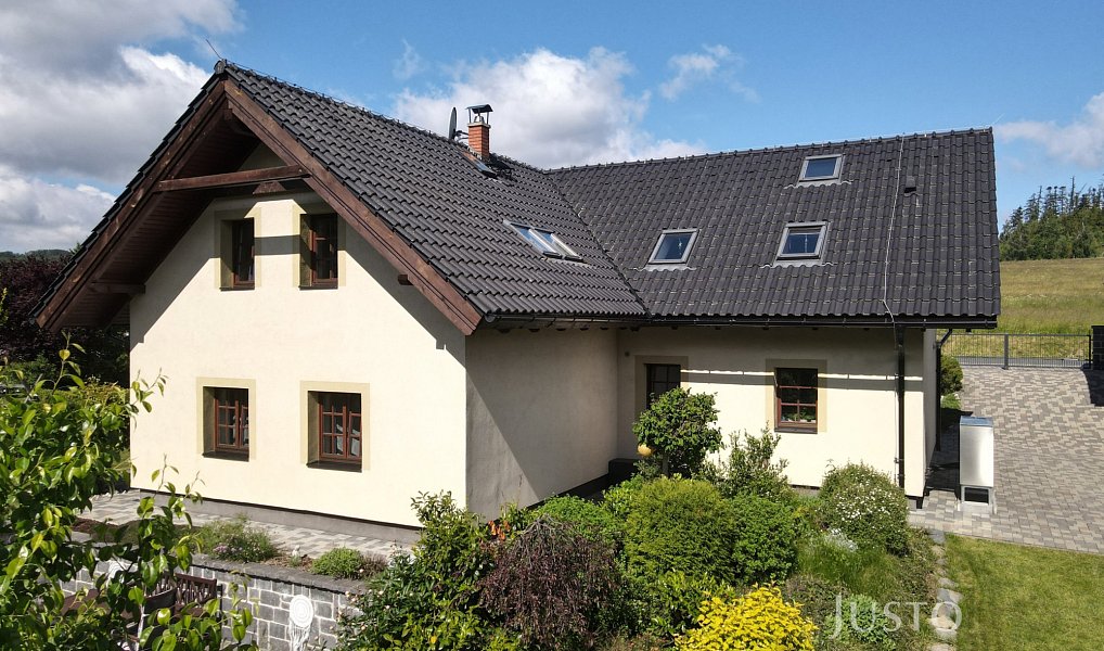 Prodej domu 256 m² s pozemkem 1 947 m², Dlouhá Stráň – náhled fotky 9