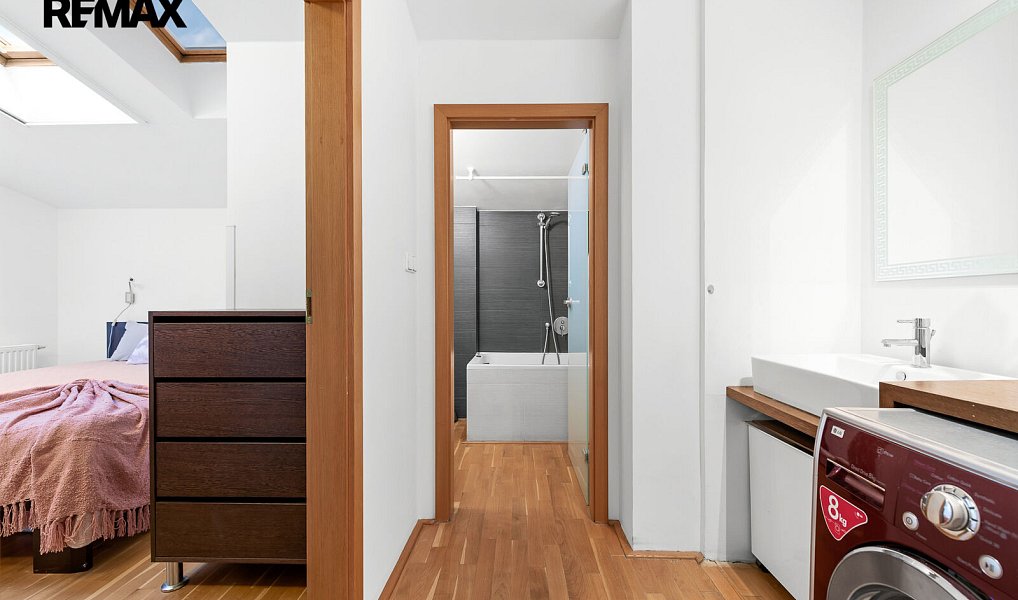 Prodej bytu 3+kk 95 m², Praha – náhled fotky 17