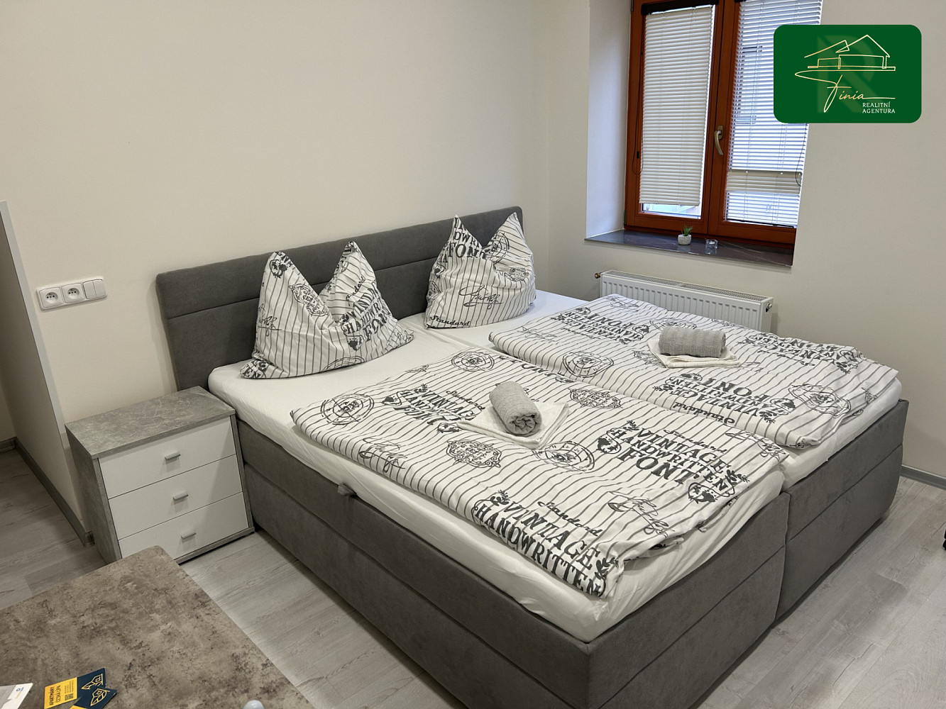 Pronájem domu 180 m² s pozemkem 140 m² – fotografie 3