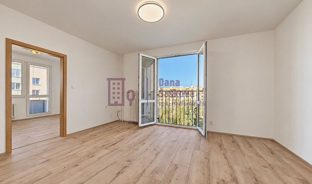 Pronájem bytu 3+1 63 m², Jindřichův Hradec – náhled fotky 2